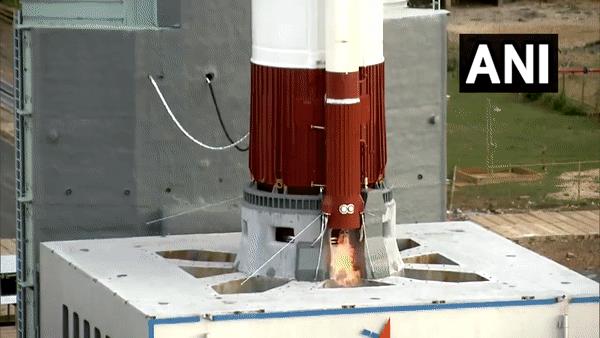 ISRO从斯里赫里哥达岛发射了携带7颗卫星的PSLV-C56